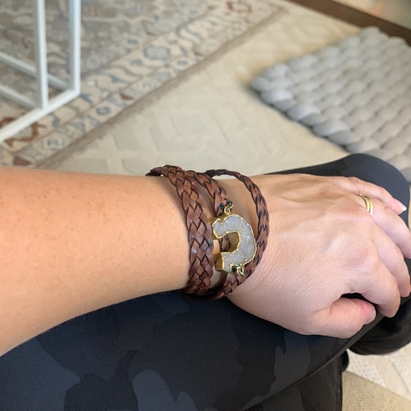 Shimmery Stalagmite Horseshoe Wrap Bracelet - Picture 5 of 7